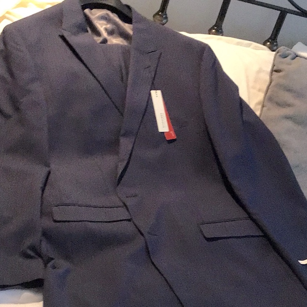 Perry Ellis Suit 48L 43 waist